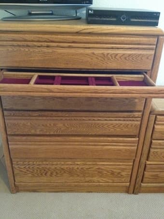 Cal King Bedroom Set with 2 dressers 3