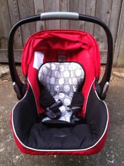 baby items for sale-car seat, high chair, bath tub, nursing pillow 2