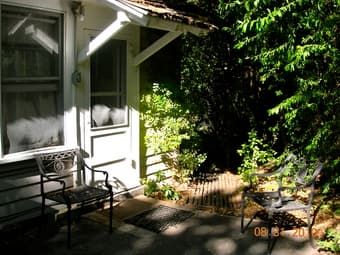 FREE STANFORD CAMPUS STUDIO AS WORK EXCHANGE 1