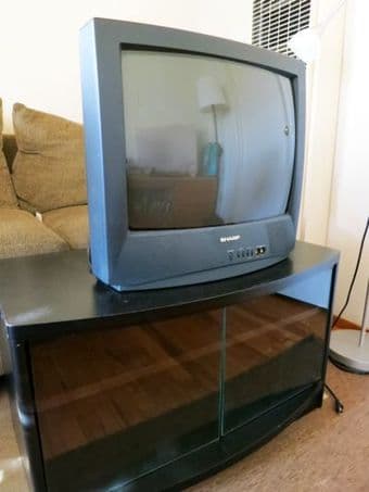 19"SHARP TV $15 1