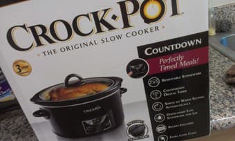5qt Crockpot slow cooker, black, barely used, like new, $30 2
