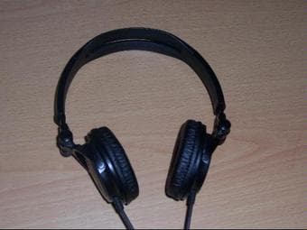 Sony MDR-V150 Monitor Series Headphones $15 1