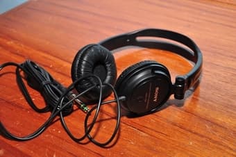 Sony MDR-V150 Monitor Series Headphones $15 2