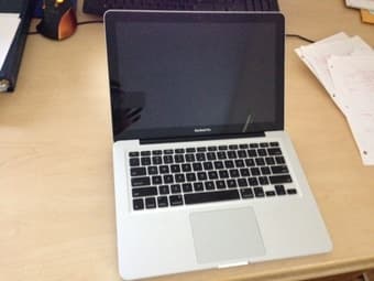 Macbook Pro reduced price to $500 1