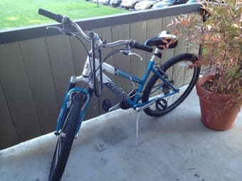 26' Womens Mountain Bike for Rent / Sale 1