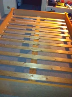 Twin size bed frame with slats 1