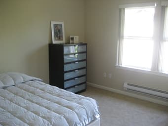 1BR (female) sublet for Sept in 2BR/2BA. Walking Distance to Stanford. 3