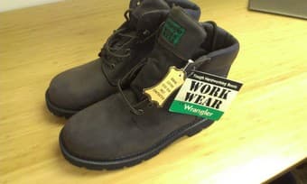 BRAND NEW Wrangler Genuine Leather Boots - $20 1