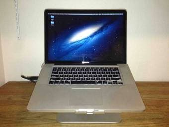 Macbook Pro, 15-inch (2.0 GHz, 500GB) - Excellent condition $900 (obo) 2