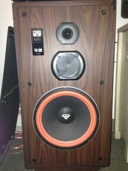 vs-120 cerwin-vega home entertainment speakers $80 1