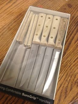 $5 - 5 steak knives 1