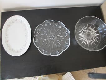 Lots of kitchen Items 2