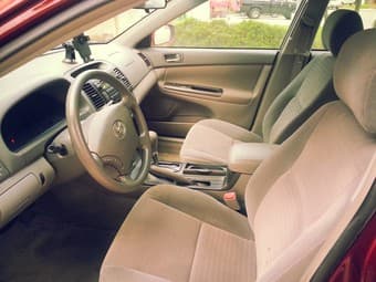 2006 Toyota Camry; 4-door LE sedan; 73k miles; $10.5k; MUST SELL QUICK 3