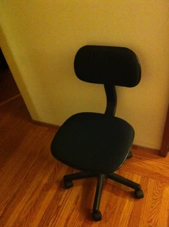Desk chair for $10 1