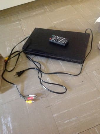 DVD player $15 1