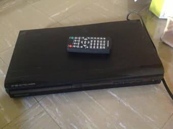 DVD player $15 2