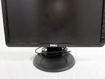 Dell 18.5" Thin-Screen LCD Monitor for $60 (was $120) 3