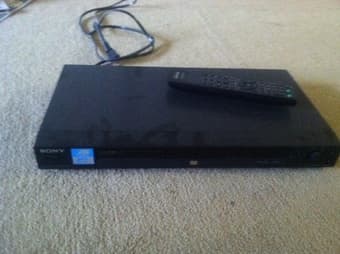 Sony DVD player with remote, only $10. 1