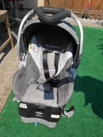 Baby carseat! 2