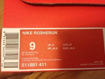 NIKE ROSHE RUNS, SIZE 9, COMPLETELY NEW, $70 1