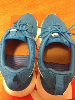 NIKE ROSHE RUNS, SIZE 9, COMPLETELY NEW, $70 3
