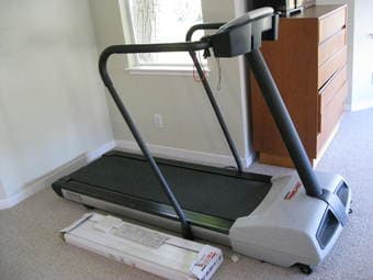 LifeFitness 4500HR Treadmill for sale - $150 1