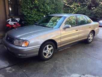 '98 Toyota Avalon XLS, 75k mi, will last your full grad career. $4.6k 1