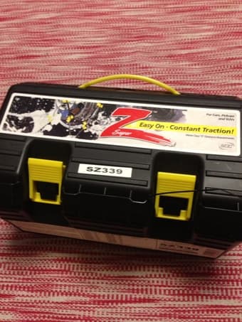 Snow chains- never used 1