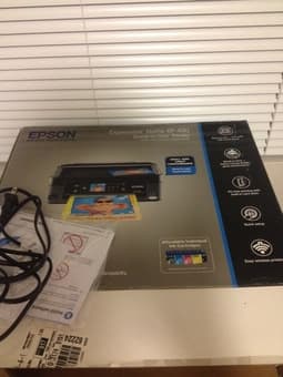 EPSON PRINTER (Expression Home XP-400) $60 or negotiable 2