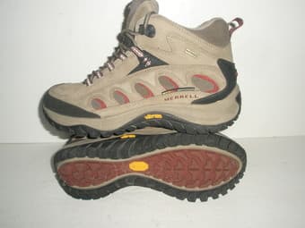 $60 WOMENS MERRELL SIZE 8.5 MID WATERPROOF BOOTS 1
