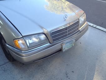 Mercedes Benz C-280 2