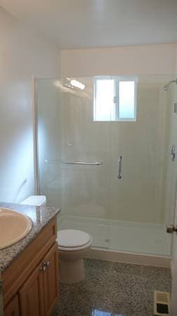 $3950 / 2br - 2 Bath + An Addt'l Rm in Downtown Palo Alto (Renovated) 3