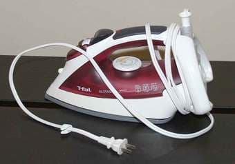 TEFAL Steam Iron $30 OBO 1