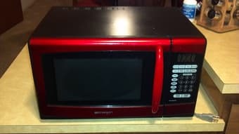 $40 Emerson microwave MW8999RD microwave 1