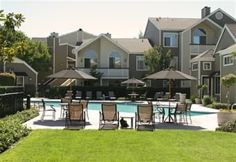 **BEAUTIFUL 1BD/1BA in Spacious 2BD/2BA Apartment Available Today!!!** 1