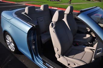 Volkswagen EOS 2010 (hardtop convertible) <25,000 miles 3