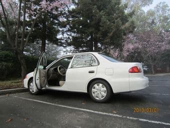 2001 Toyota Corolla CE---$4800 1