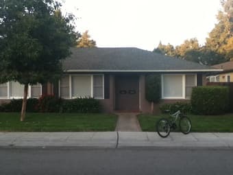 Menlo park studio sublet December 2-9 for 500$, 2 miles from campus 1