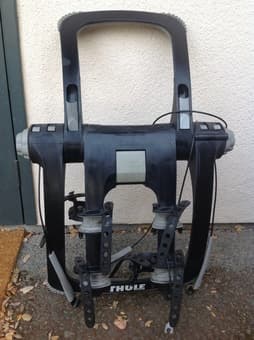 Thule 2-bike car rack $150 1