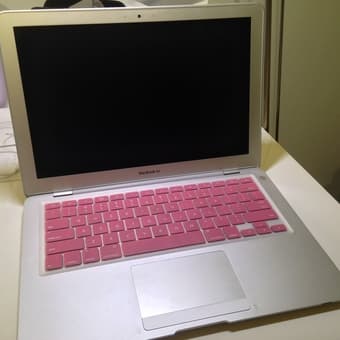 13-inch MacBook Air FOR SALE $450 2