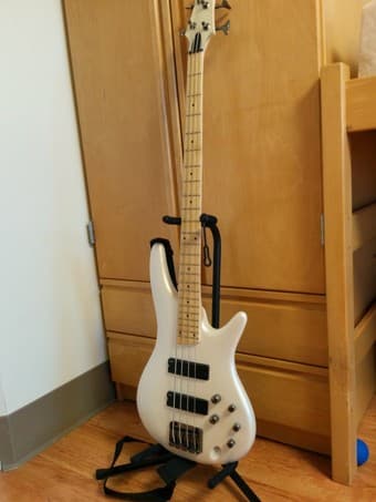 Ibanez SR300M Bass Guitar & Acoustic mkII 100W Bass Guitar Amp 1
