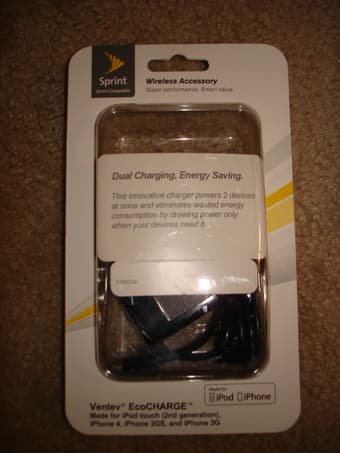 Ventev USB and iPod/iPhone 3G, 3GS, 4 Dual Eco Charger $12 1