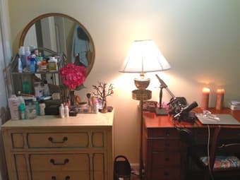 Room available in a 4 bdr house in East Palo Alto (near Ikea) for $675 1