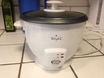 Rice cooker for $5 1