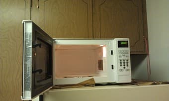 Haier Microwave Oven 海尔微波炉 $10 2