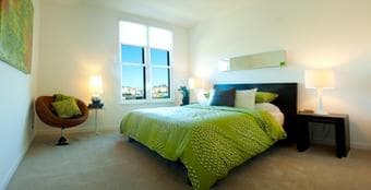 Your own bedroom/bath in a beautiful condo, close to muni, caltrain 2