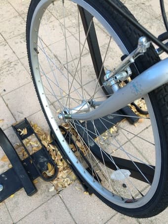 14" Cruise bike in excellent condition  $90 !accessories for FREE 3
