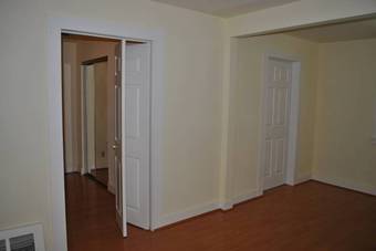 Room available in house 1347 Alma St., Palo Alto - around 1300/month 3