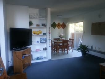Centrally Located EV Sublet - $750 OBO - Dec 14 to Jan 3 1
