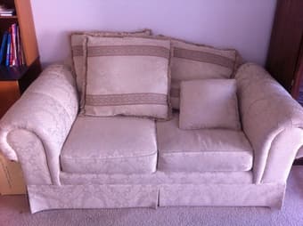 Moving Sale-Palo Alto, Chair and table Self pick up only 3